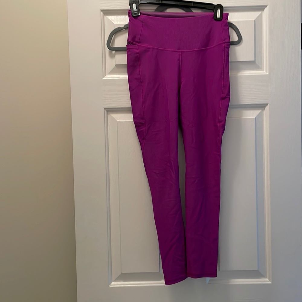 Women’s size small leggings